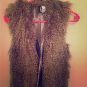 H&M Faux Fur Brown Vest Size 2